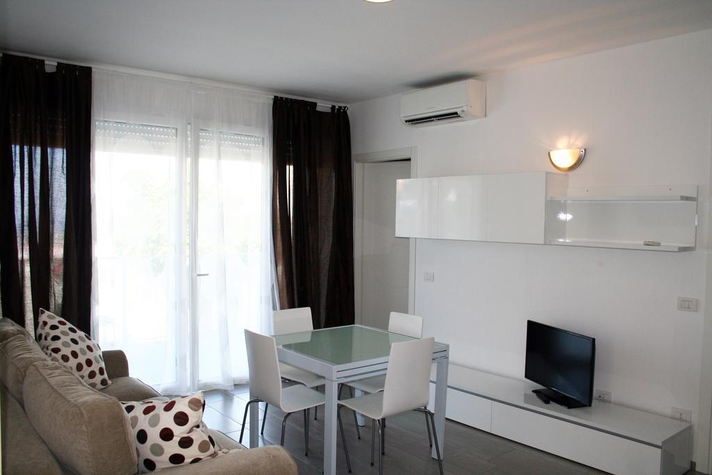 Residence Fanny Rimini Room photo