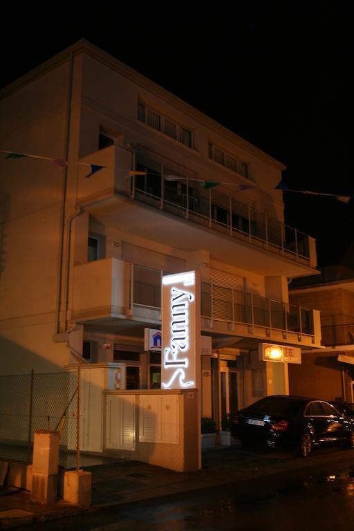 Residence Fanny Rimini Exterior photo